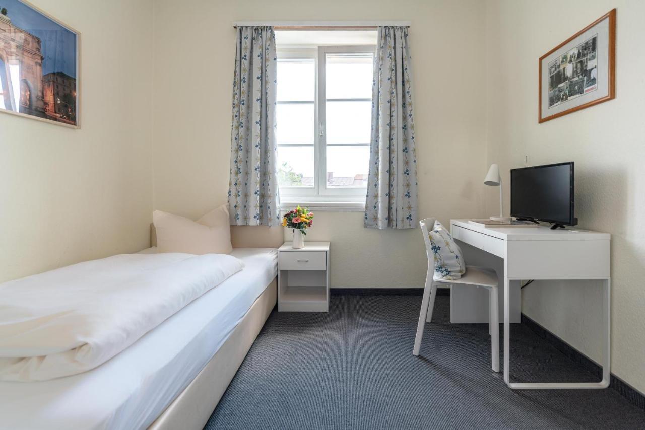Hotel-pension Am Siegestor Maison d'hôtes 3*