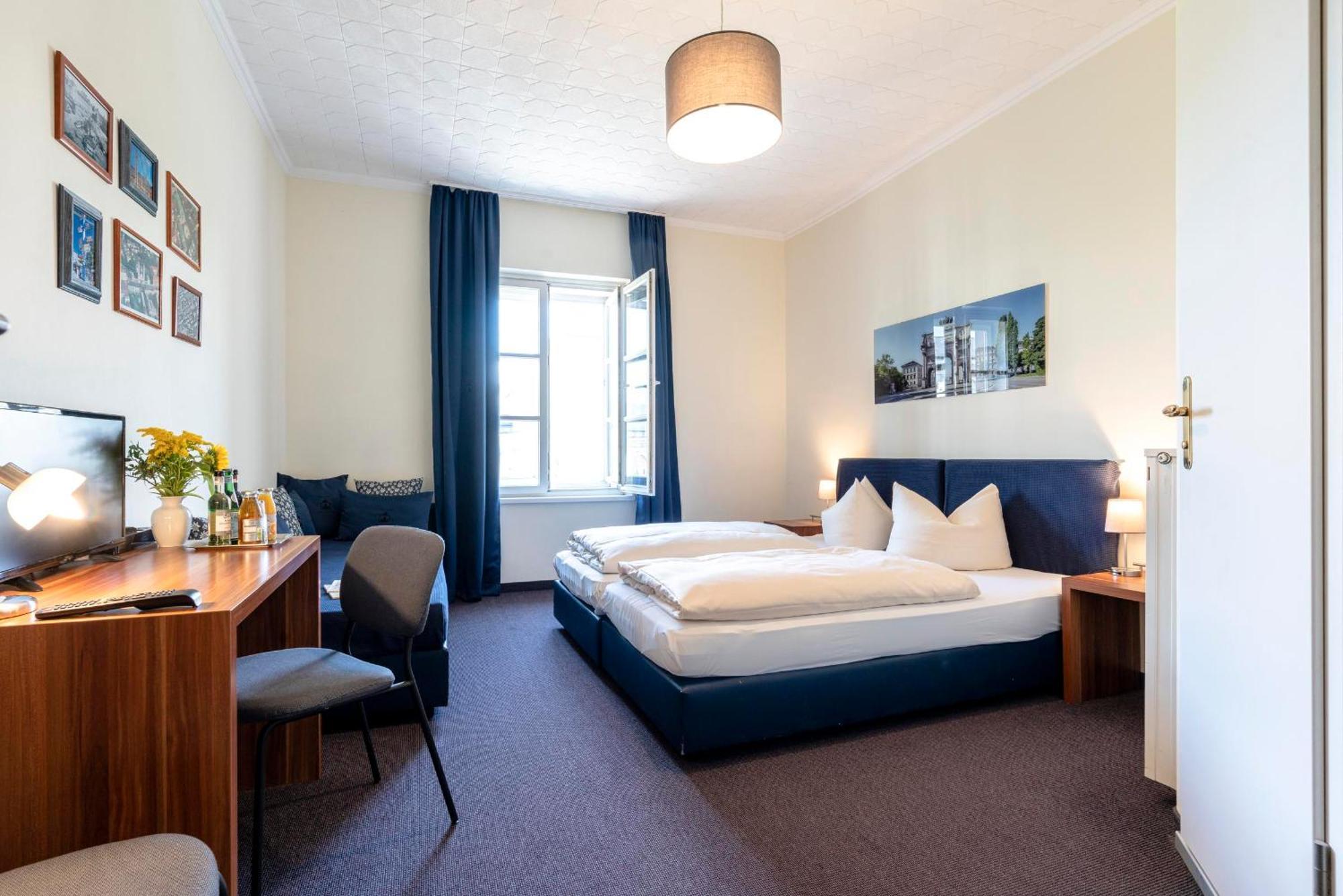 Hotel-pension Am Siegestor Pensión 3*