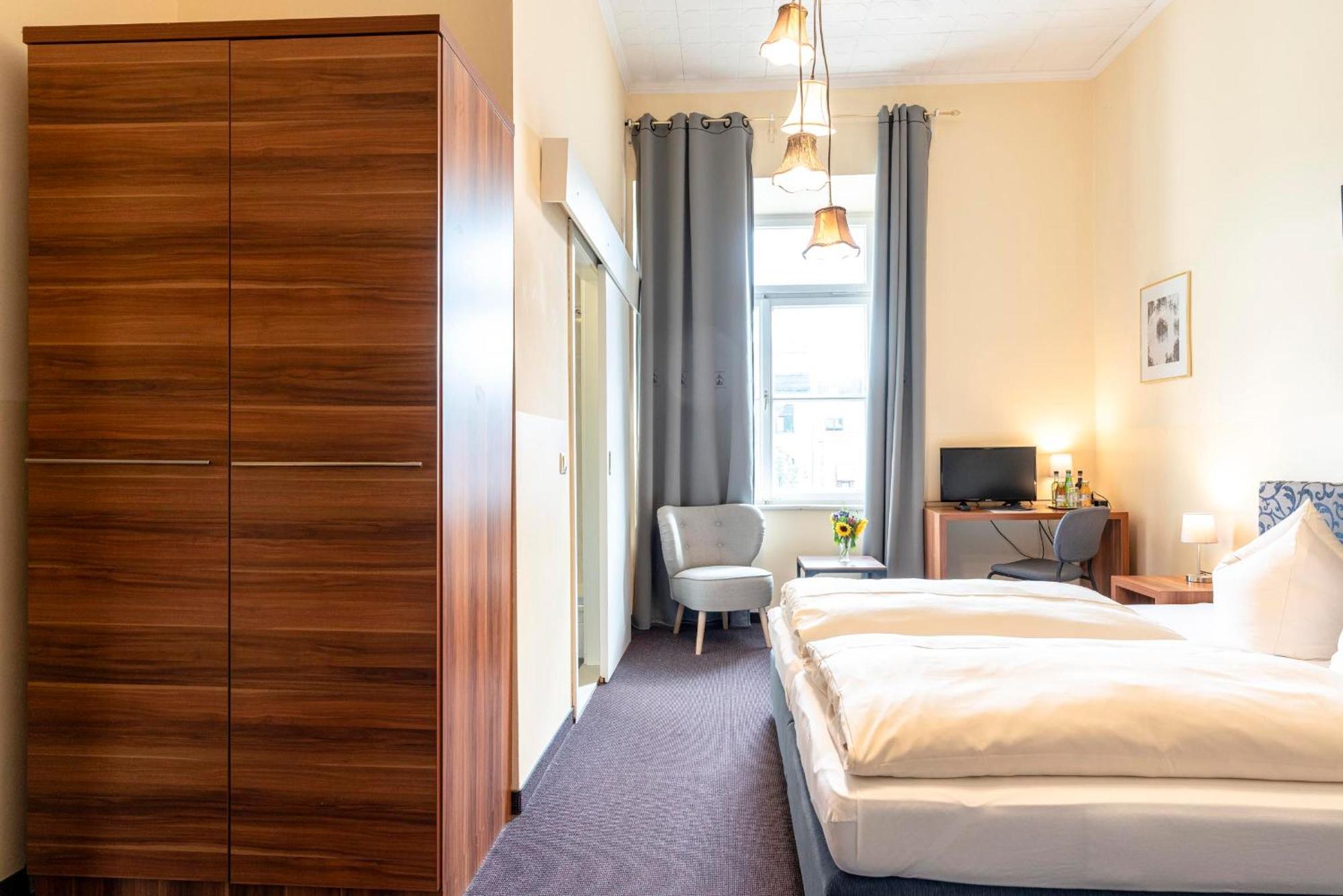Casa de hóspedes Hotel-pension Am Siegestor 3*
